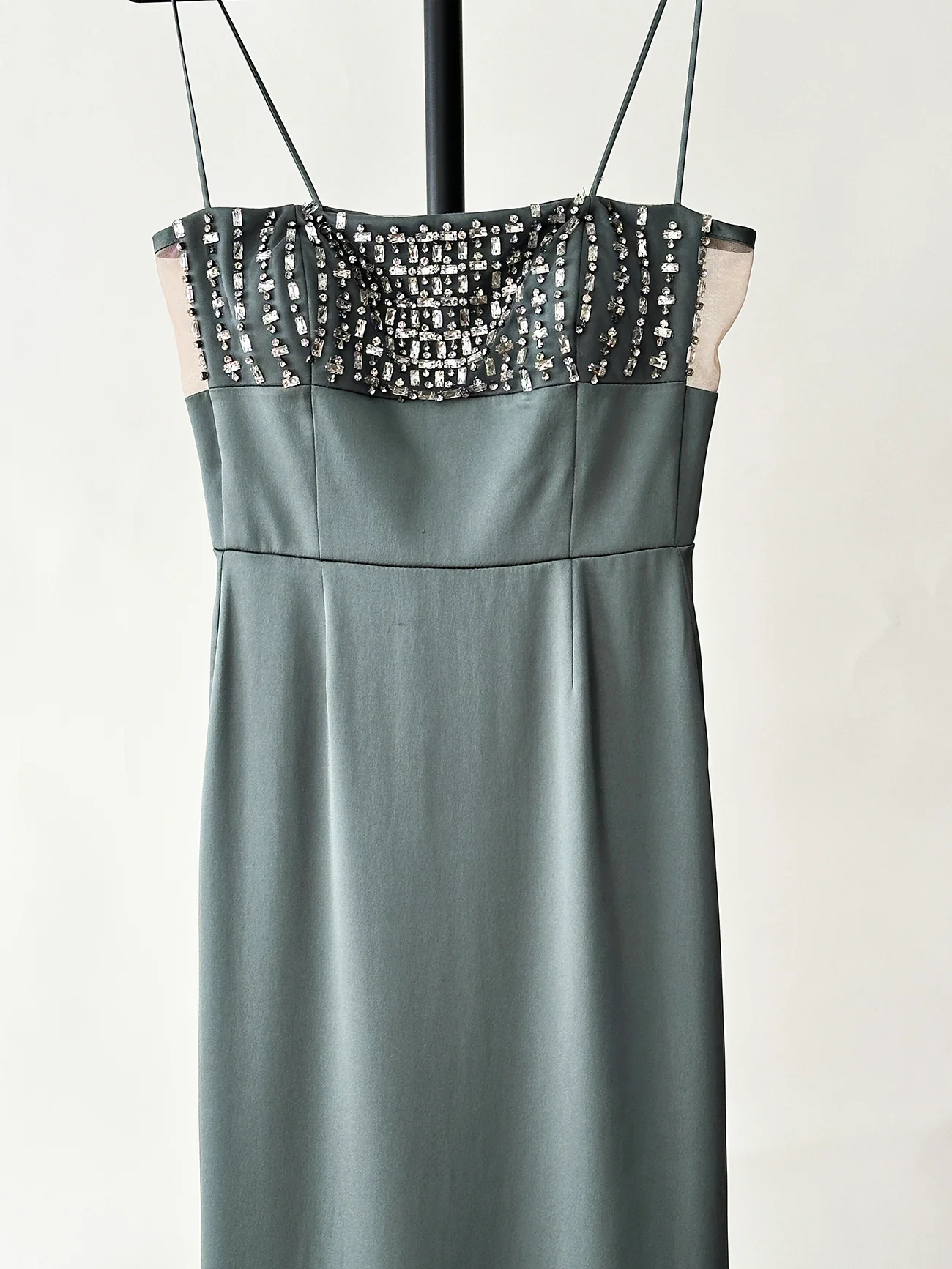 Pre-Loved Bespoke Crystal Leo Slim Midi - Image 3