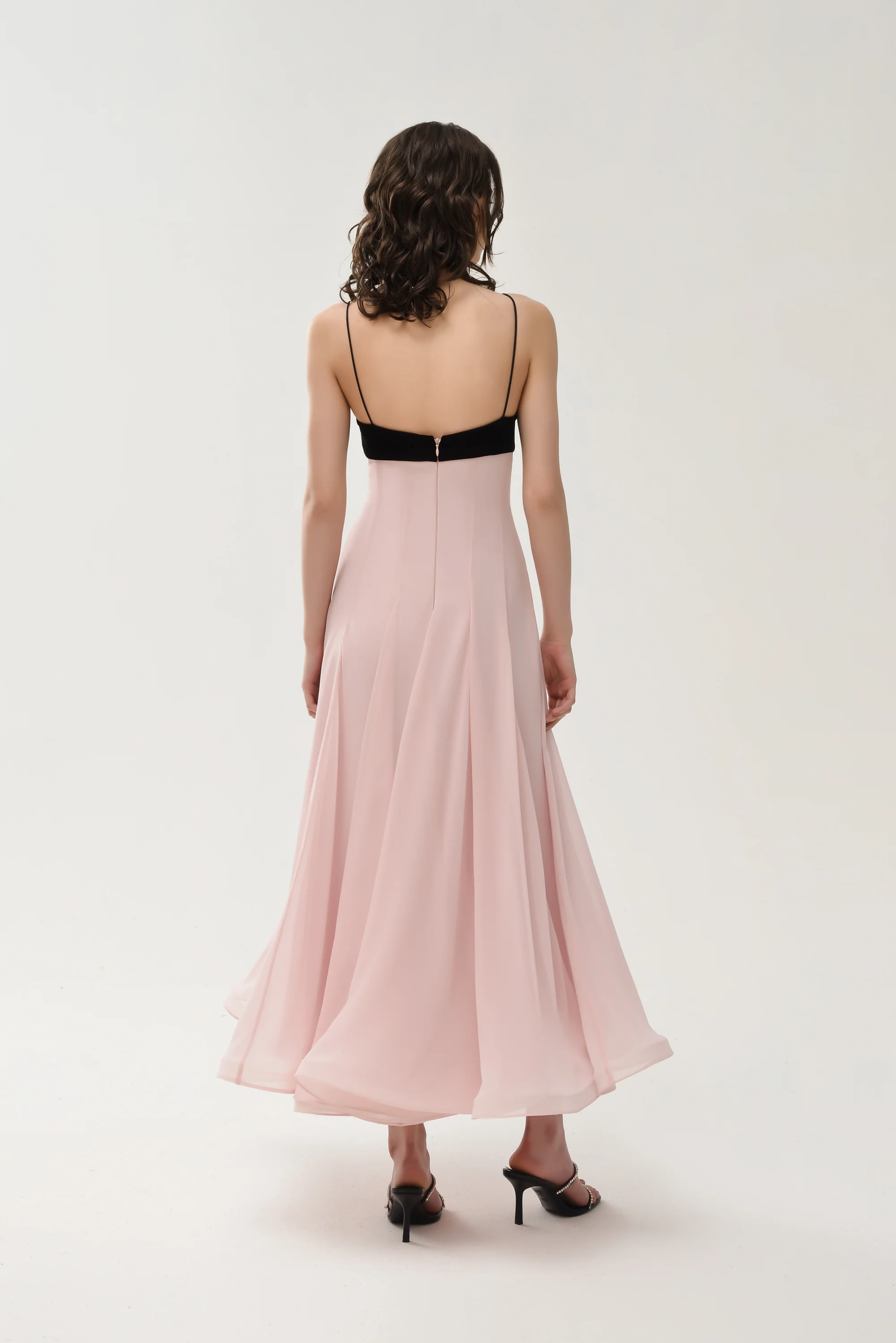 Waltz Dress With Leo Trim - Image 4